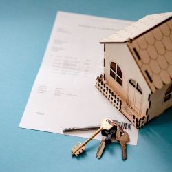 Drahé hypotéky zastavují růst ceny nemovitosti a nájmy zdražují